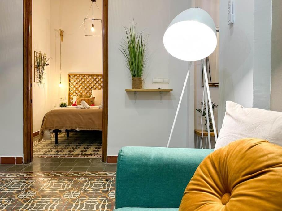 Aires Bohemios En Pleno Centro. Apartment Alicante Bagian luar foto